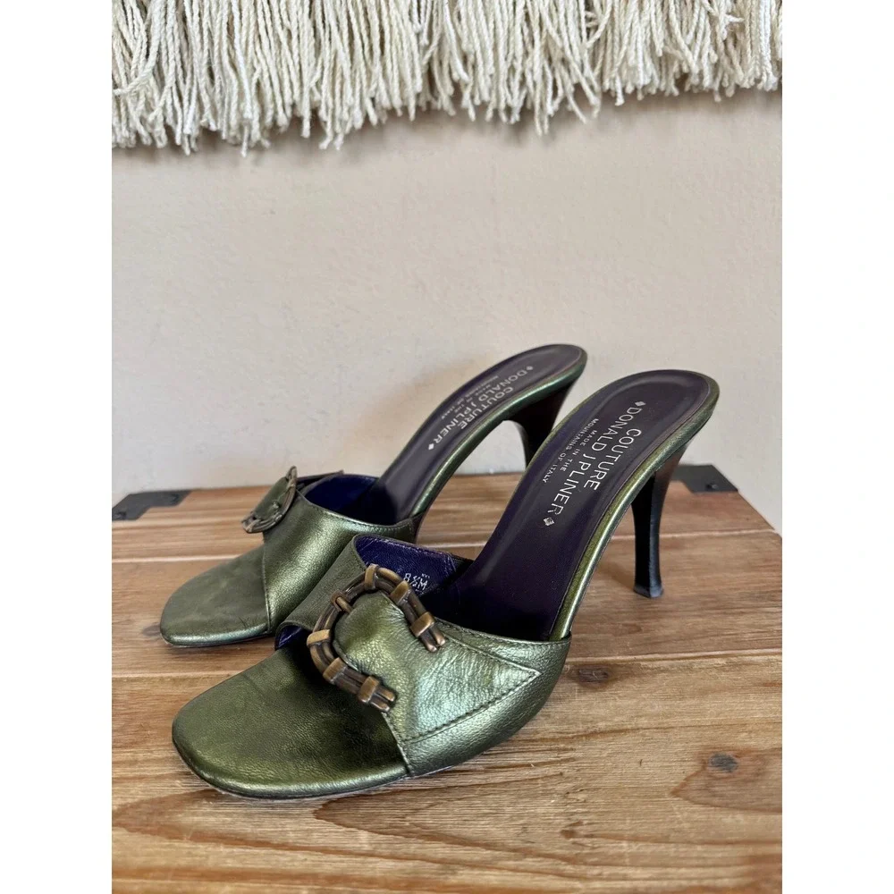 Vintage Couture DonaldJ. Pliner Green Leather Brass Buckle Slide Heels  Size 8.5